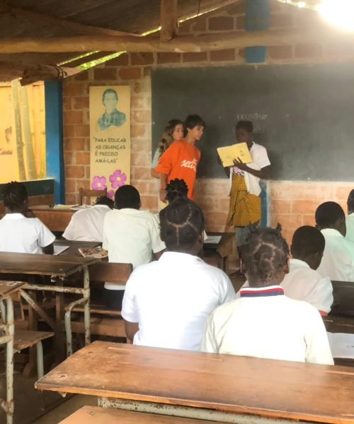 30. En la escuela